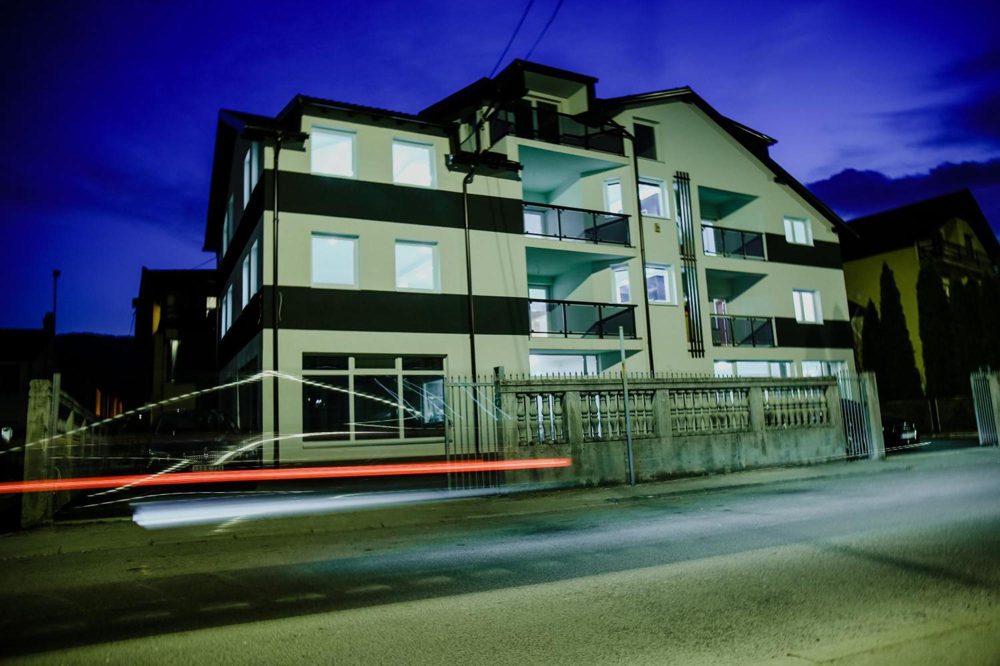Deluxe Apartments Sarajevo Exterior photo